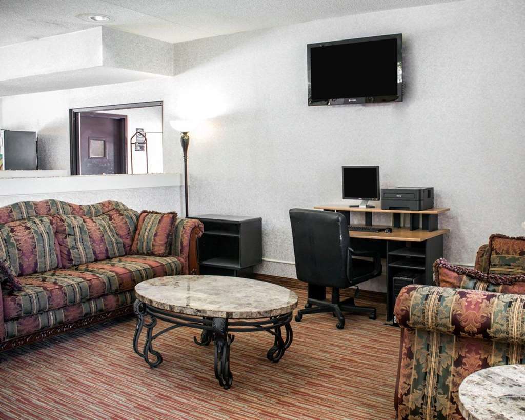 Hotel Clarion Pointe