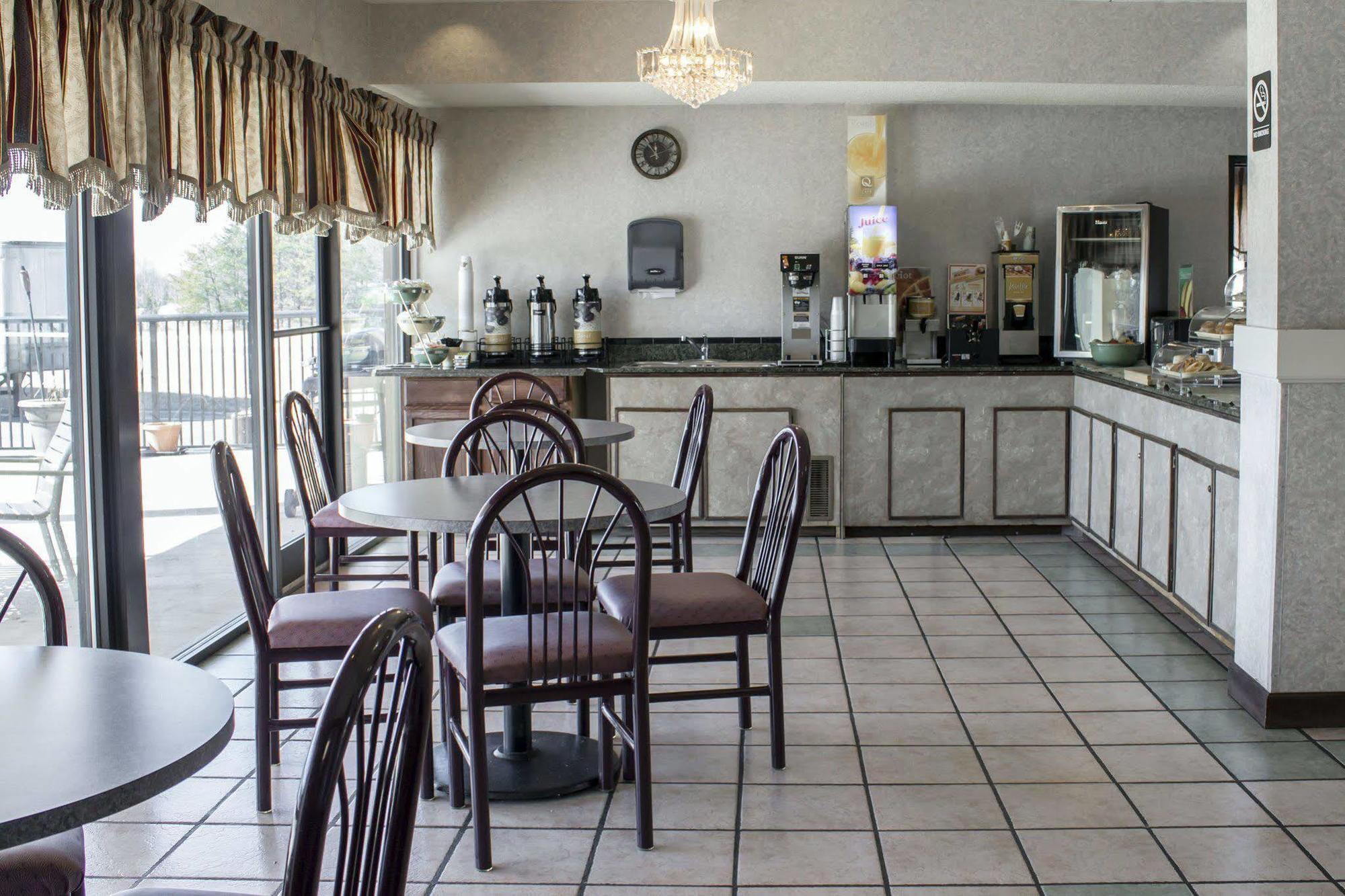 Clarion Pointe Hotel Archdale